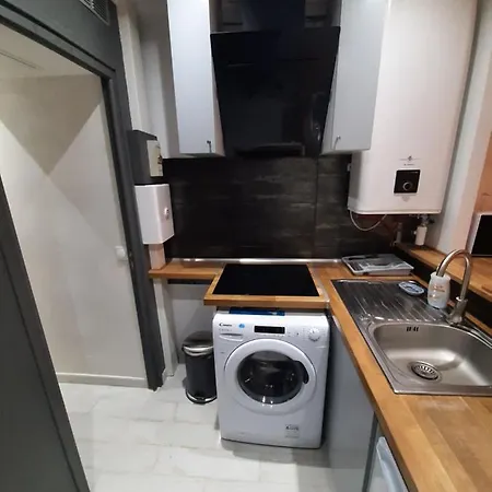 Apartment 2 Pieces, Proche Rer, Bus Et Chateau Rambouillet