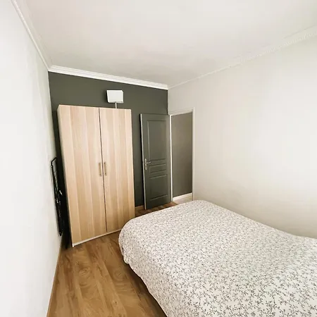 2 Pieces, Proche Rer, Bus Et Chateau Apartment Rambouillet